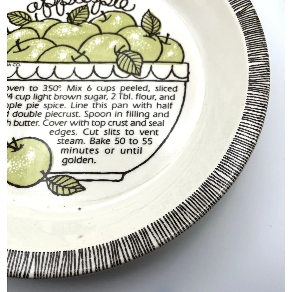 Vintage 1983 Royal China Country Harvest Apple Pie Recipe Baking Pie Plate USA